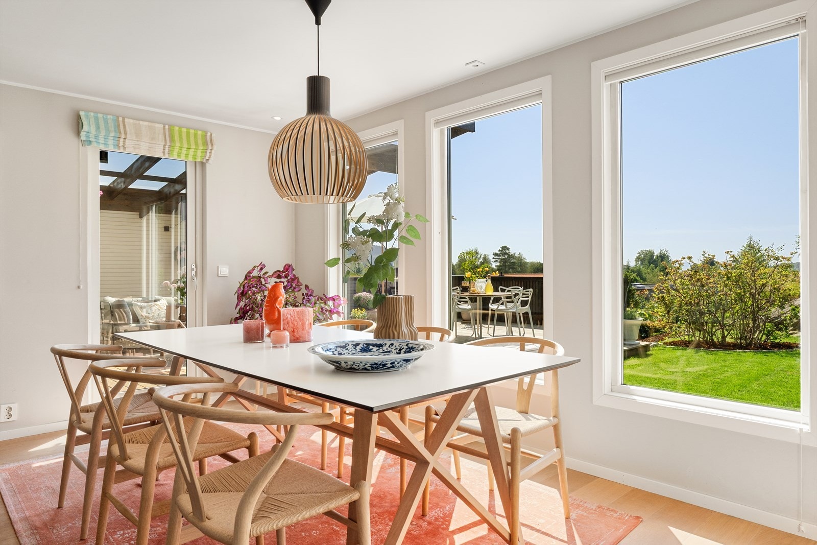 Utgang til terrasse Galleribilde