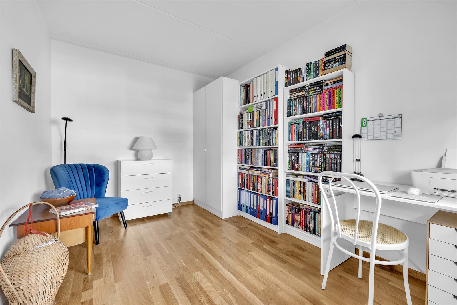 Det andre soverommet passer utmerket som gjesterom, barnerom eller kontor. Galleribilde