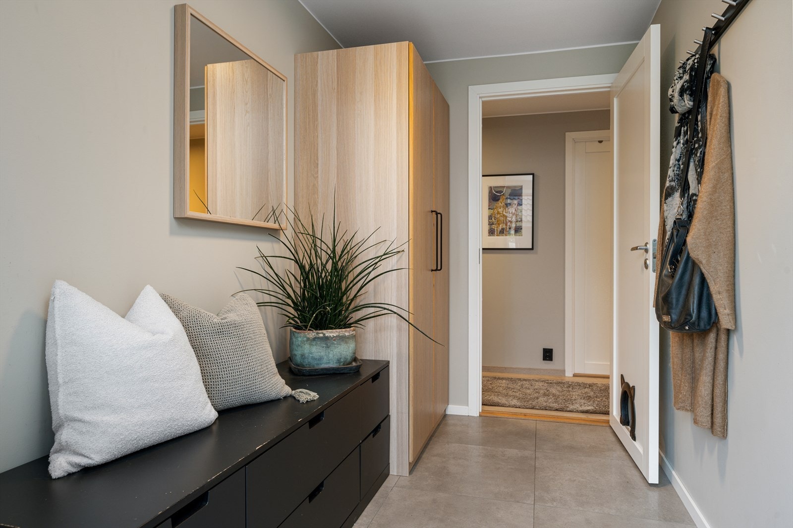 Entréen på 5m². Galleribilde