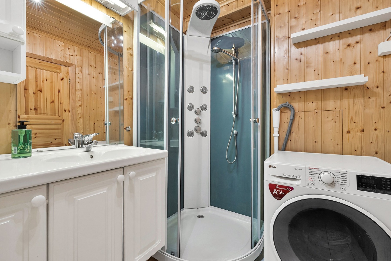 Kombinert bad/vaskerom Galleribilde