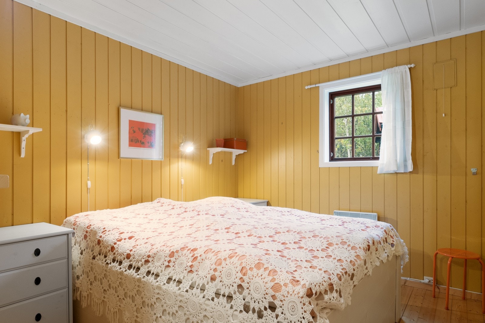 I hyttas underetasje finner du to av hyttas tre soverom. Galleribilde