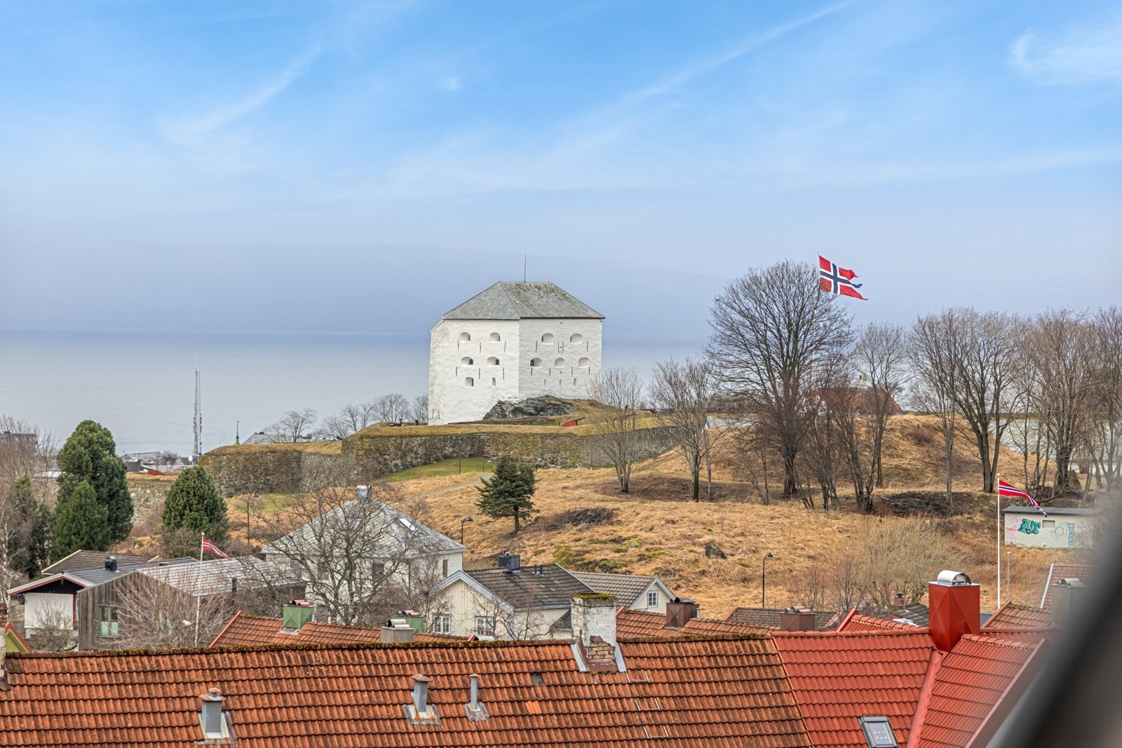 Fra boligen kan du nyte utsikten til flere av byens ikoniske landemerker. Galleribilde