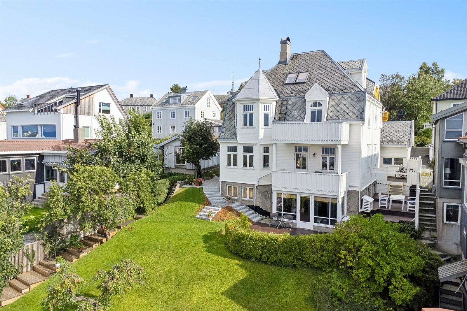 Velkommen til Skule Bårdsøns gate 9A - En innholdsrik tomannsbolig med herlig beliggenhet! Galleribilde