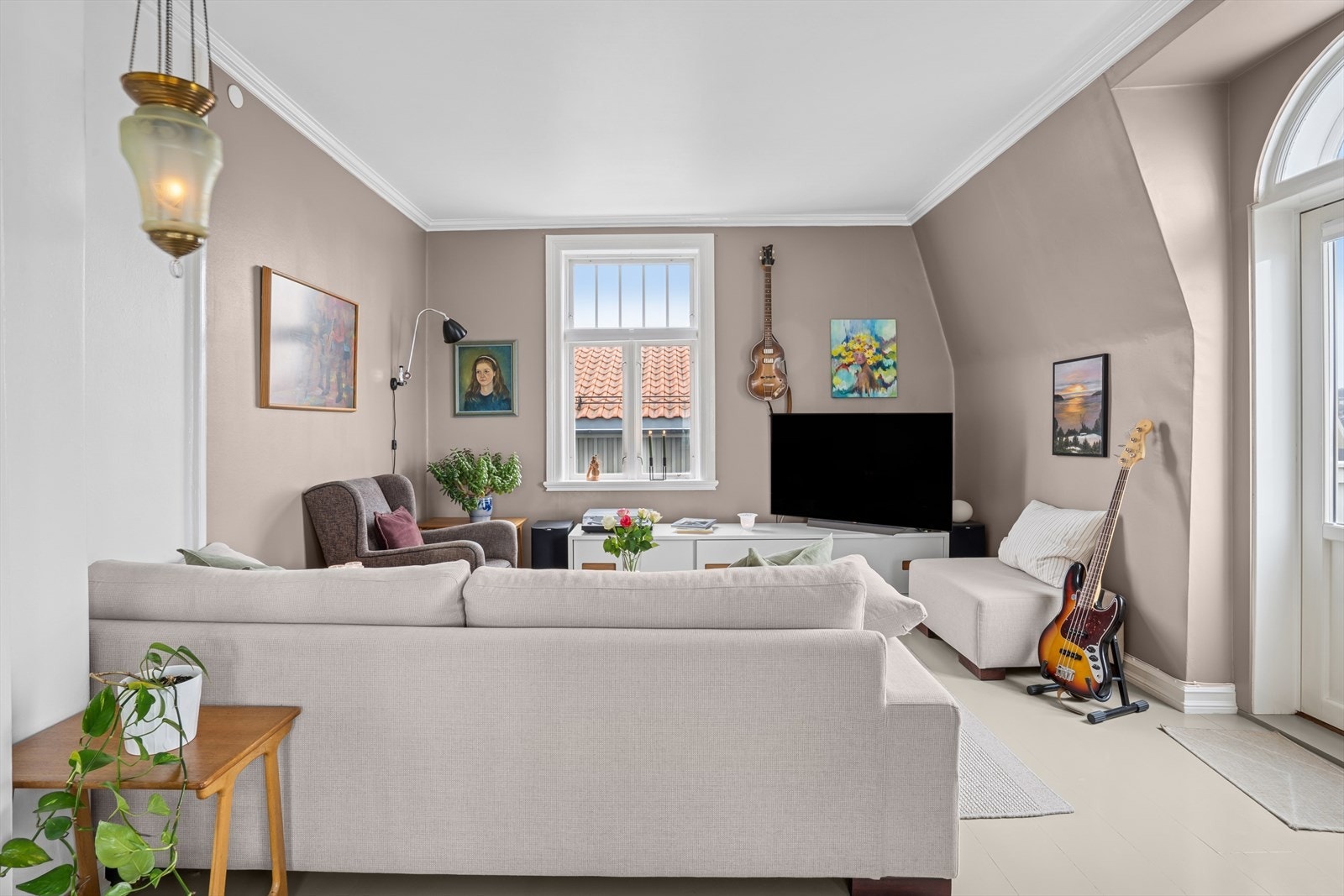 Stue 2.etg Galleribilde