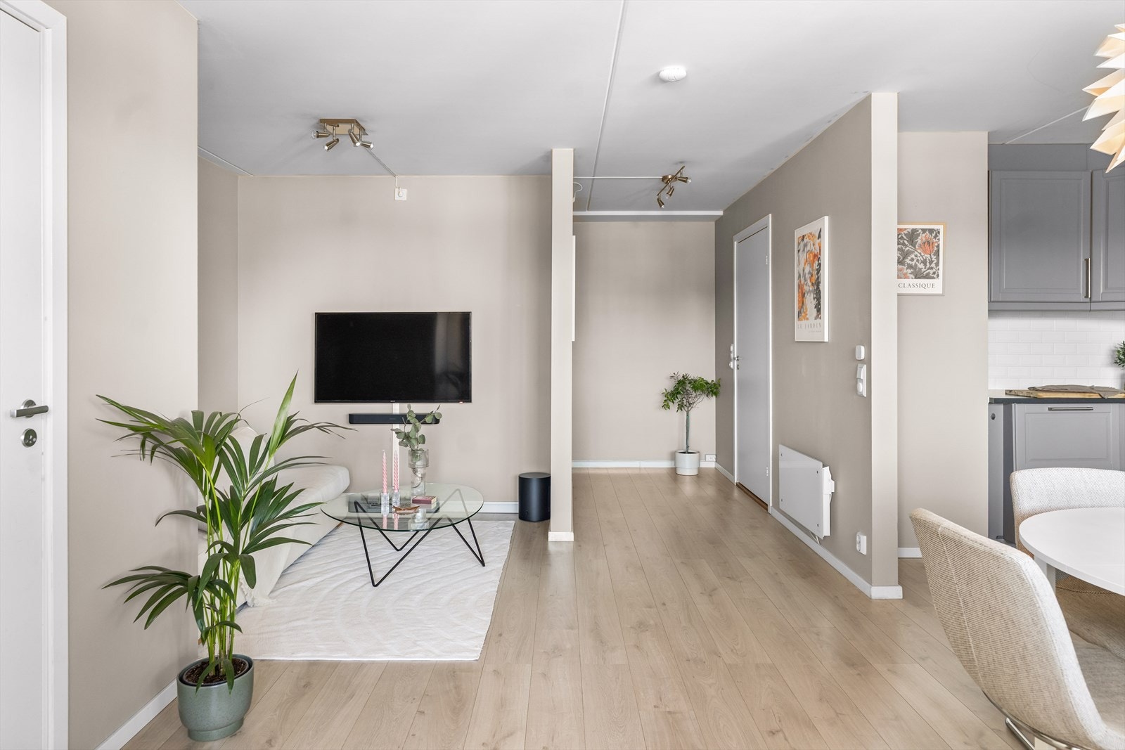 Laminatgulvet i stuen er fra 2017. Galleribilde