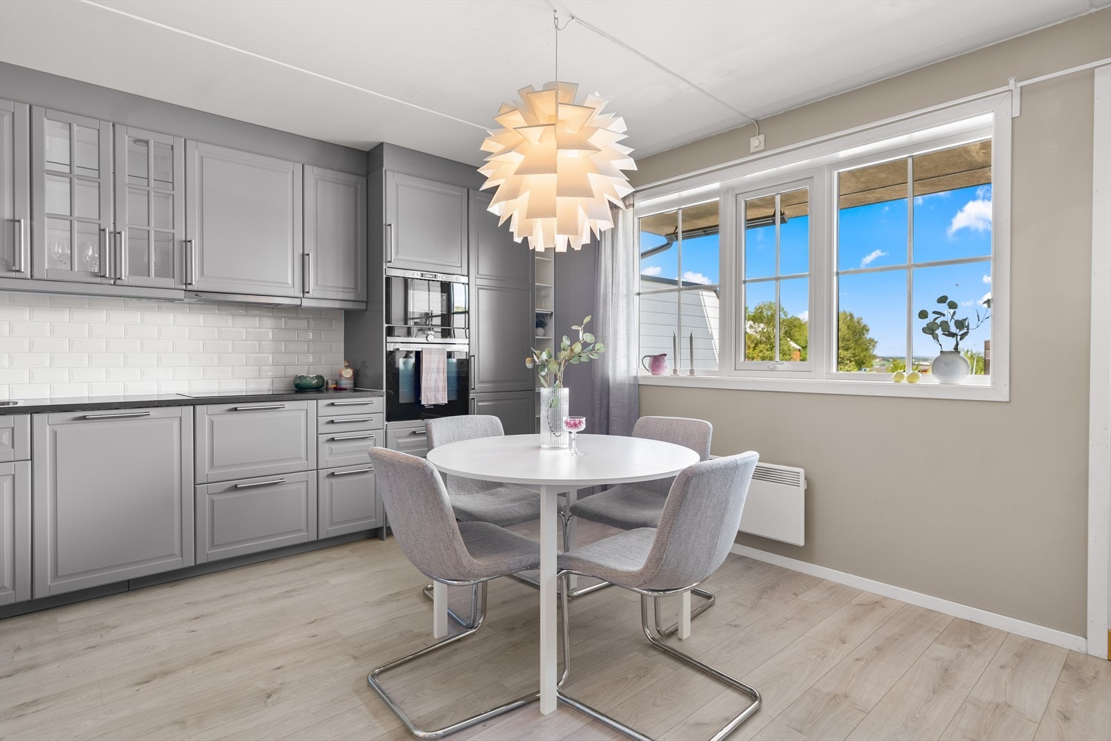 Nordvik Eiendom v/ Jonas Winje har gleden av å presentere Stallbakken 1! Galleribilde