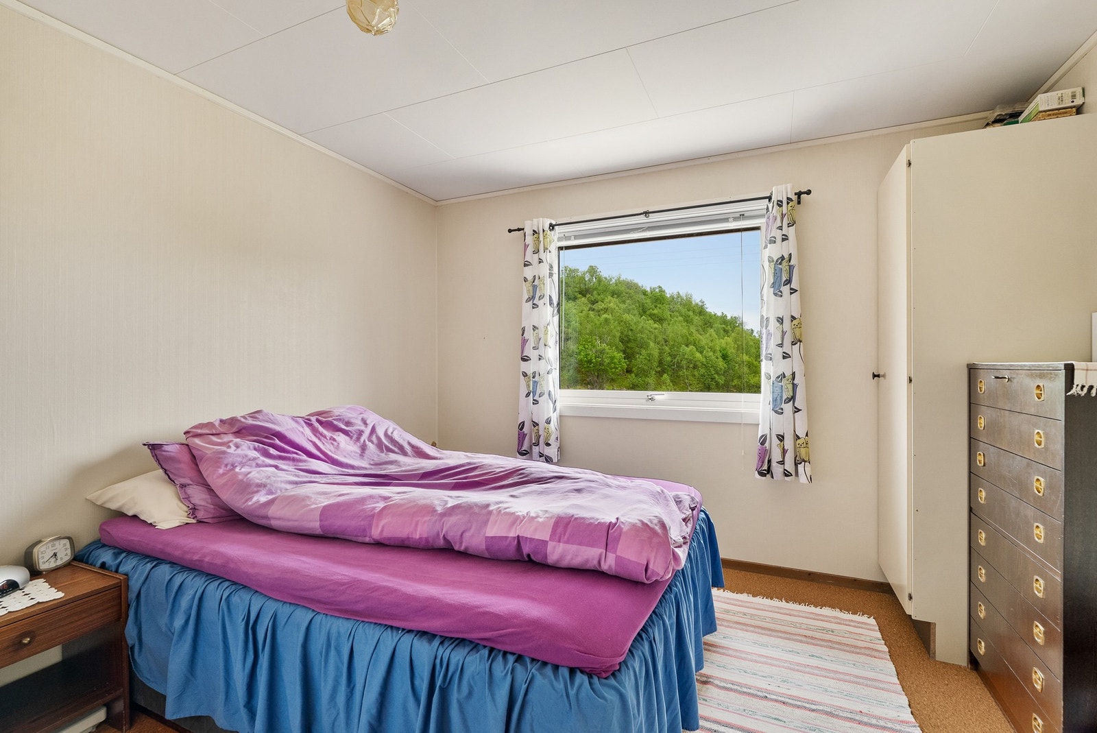 Boligen består av 3 gode soverom med god plass til møblering. Galleribilde