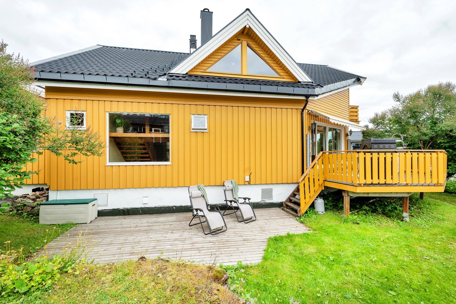 Skjermet uteområde med mange muligheter Galleribilde