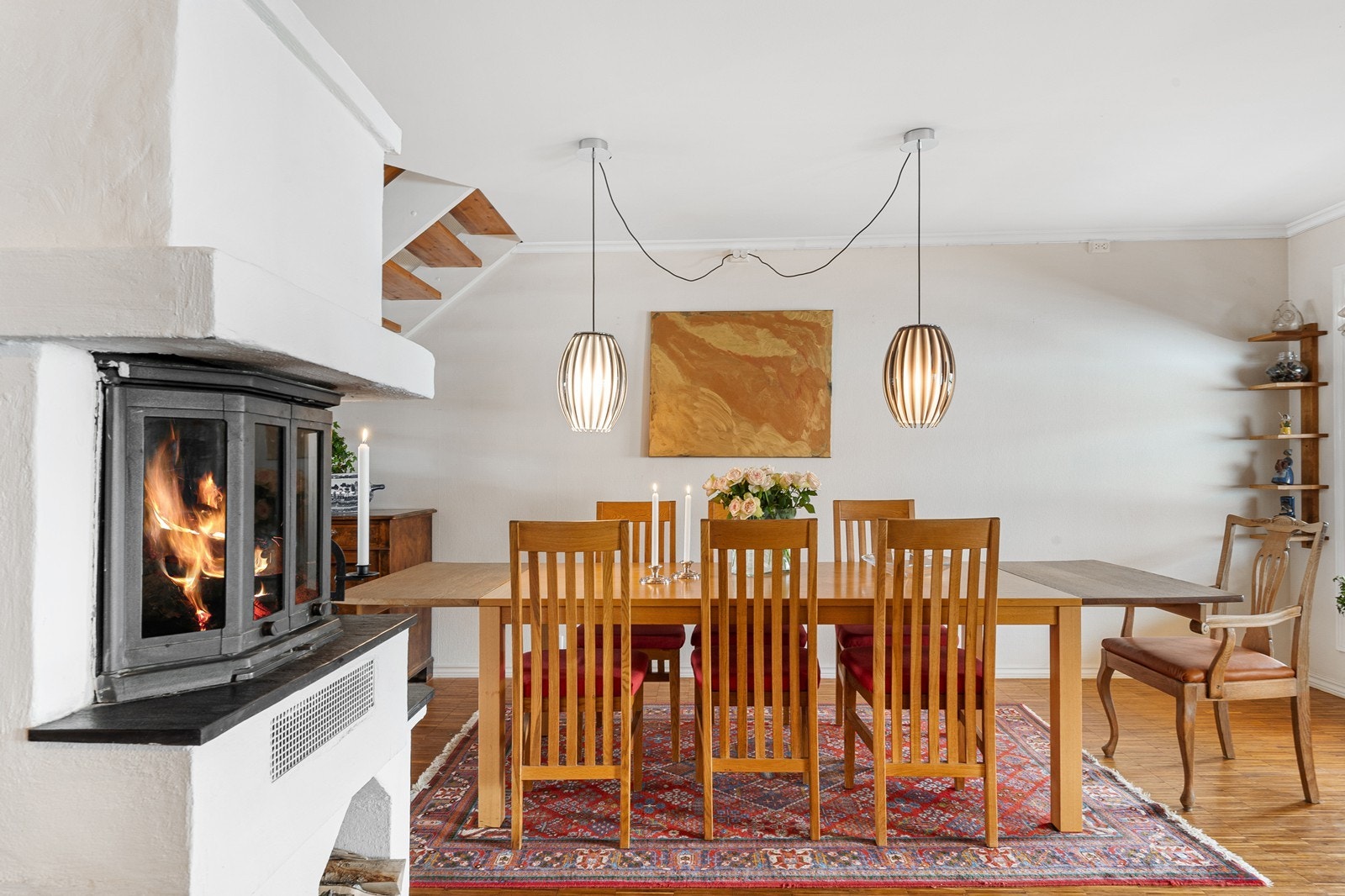 Spisestuen er en meget hyggelig plass. Galleribilde