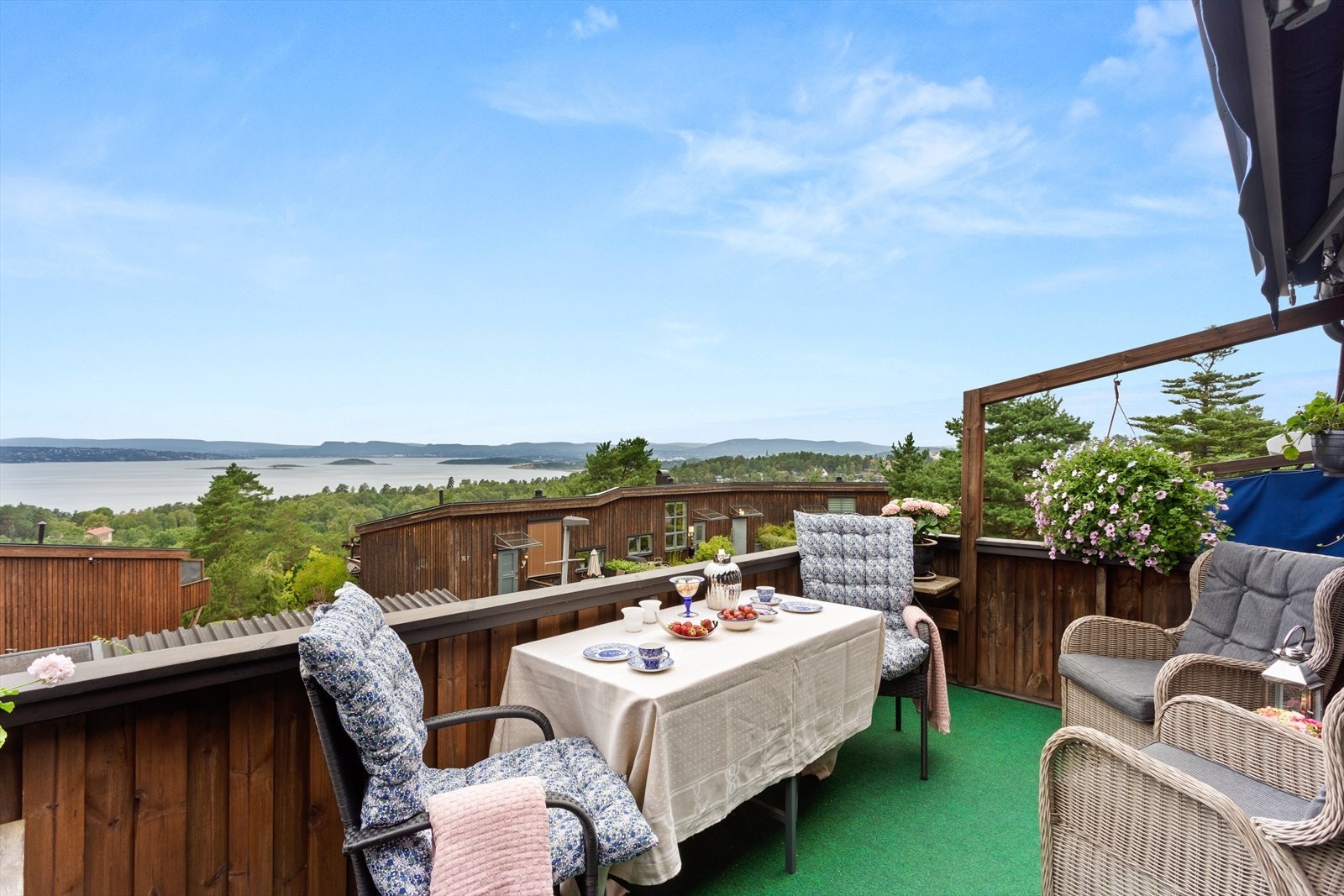 Her får du en ypperlig mulighet til å nyte godværsdager og en nydelig utsikt til Oslofjorden. Galleribilde