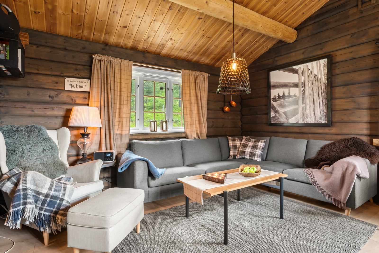 En fantastisk hytte med flotte omgivelser. Galleribilde