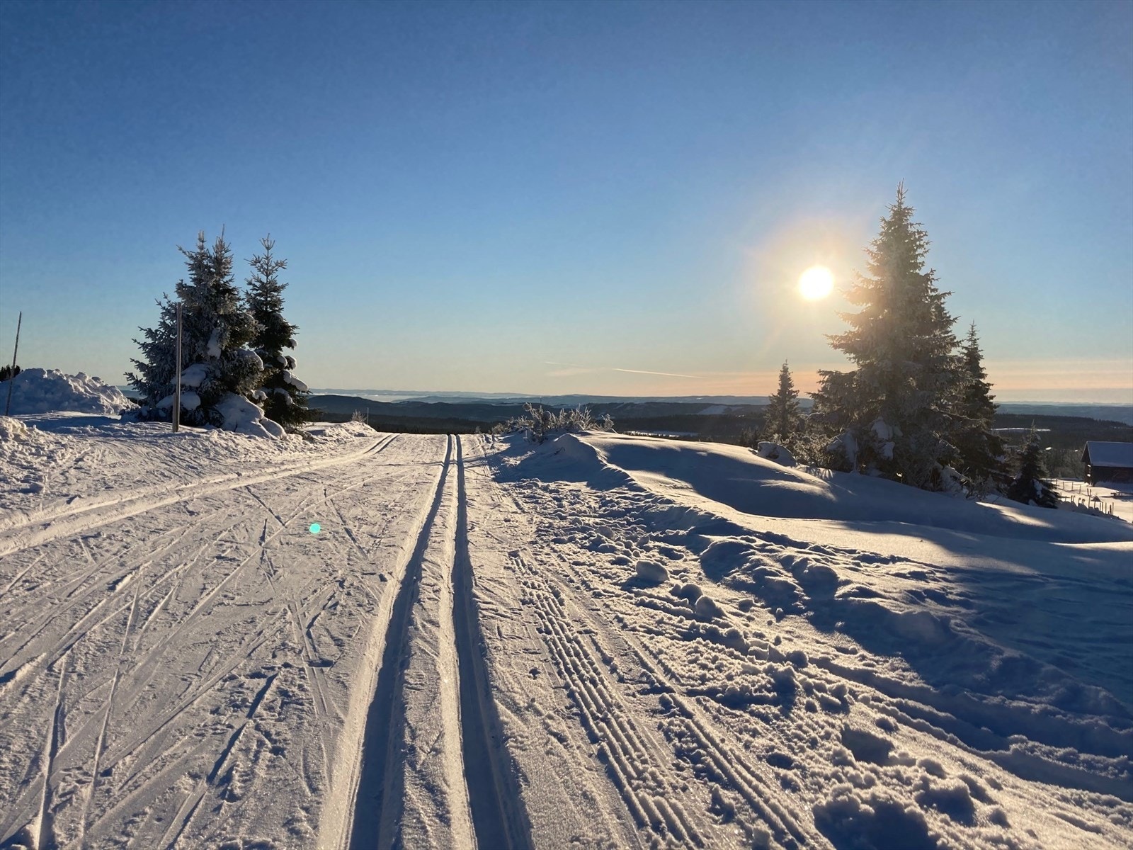 Flotte preparerte langrennsløyper på fjellet forbundet med Lillehammer, Hafjell og OL-løypene. Galleribilde