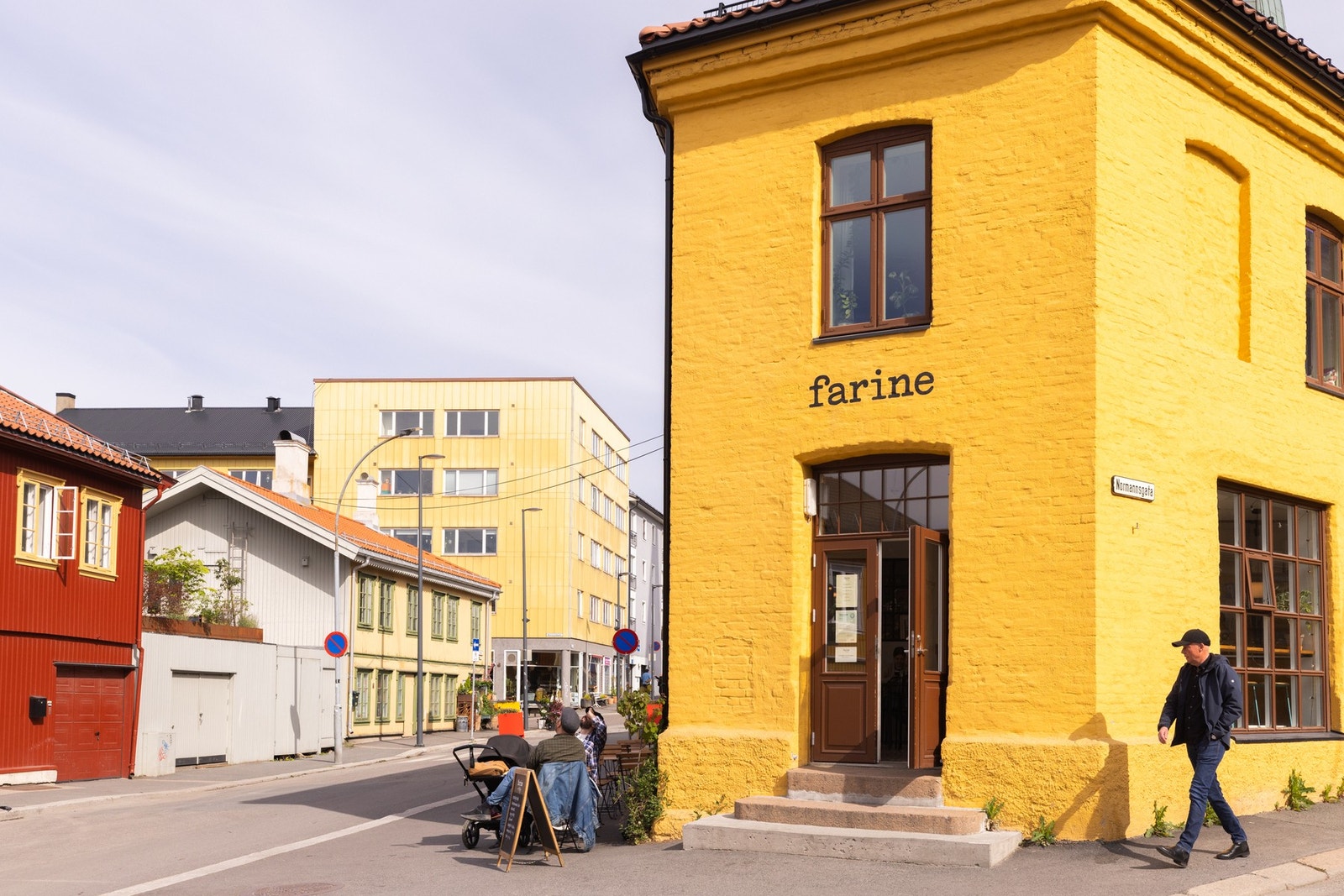 Hyggelige kafé Farine ved Kampen kirke er svært populær blant Kampen-beboerne. Galleribilde