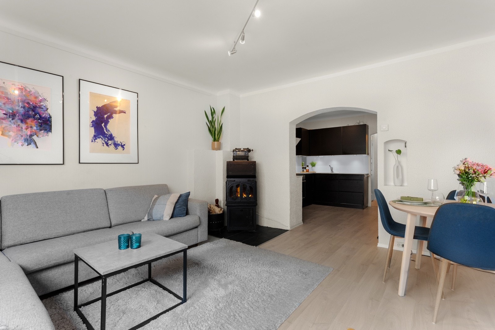 Velkommen til Fagerheimagata 9A, presentert av Schala & Partners ved Henrik Jensen, tlf. 996 92 427. Galleribilde