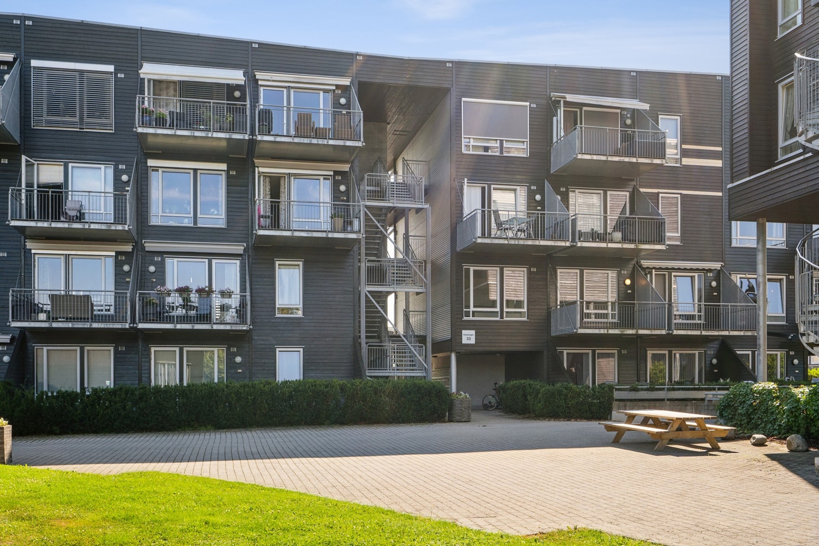 EIE Jessheim v/ Kristin Kjeksli (45445872) har gleden av å presentere Kanalvegen 33! Galleribilde