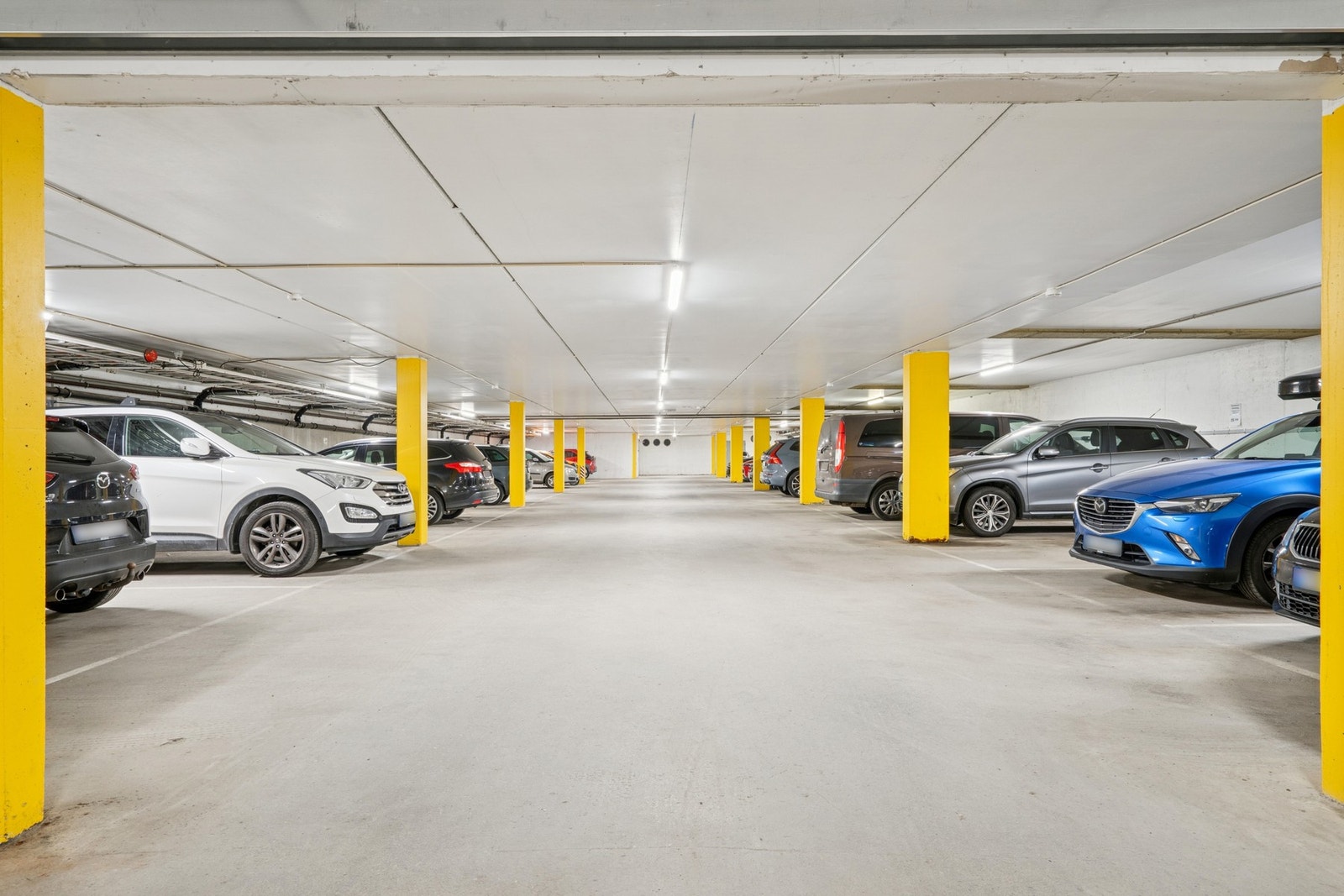 Garasjeanlegg. Galleribilde