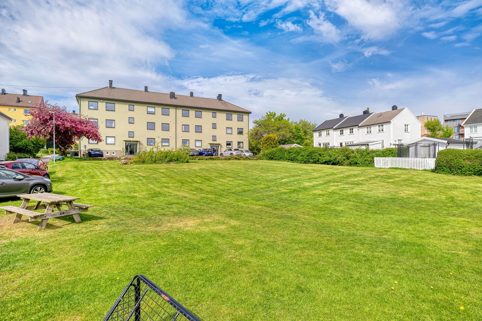 Grøntområde like ved. Galleribilde