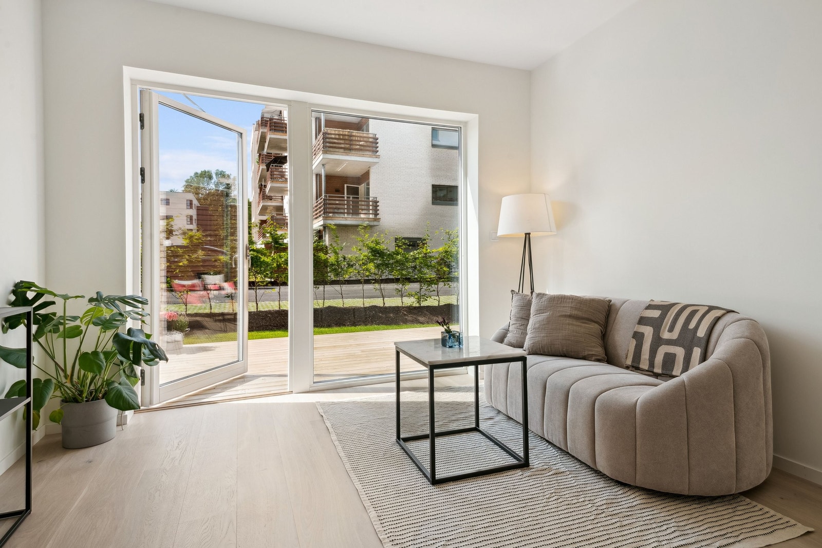 Her er det lunt og behagelig i et topp moderne og energieffektivt bygg. Leiligheten har balansert ventilasjon. Galleribilde