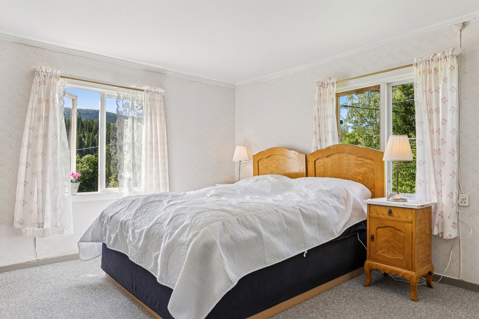 Soverom på ca. 15 kvm Galleribilde