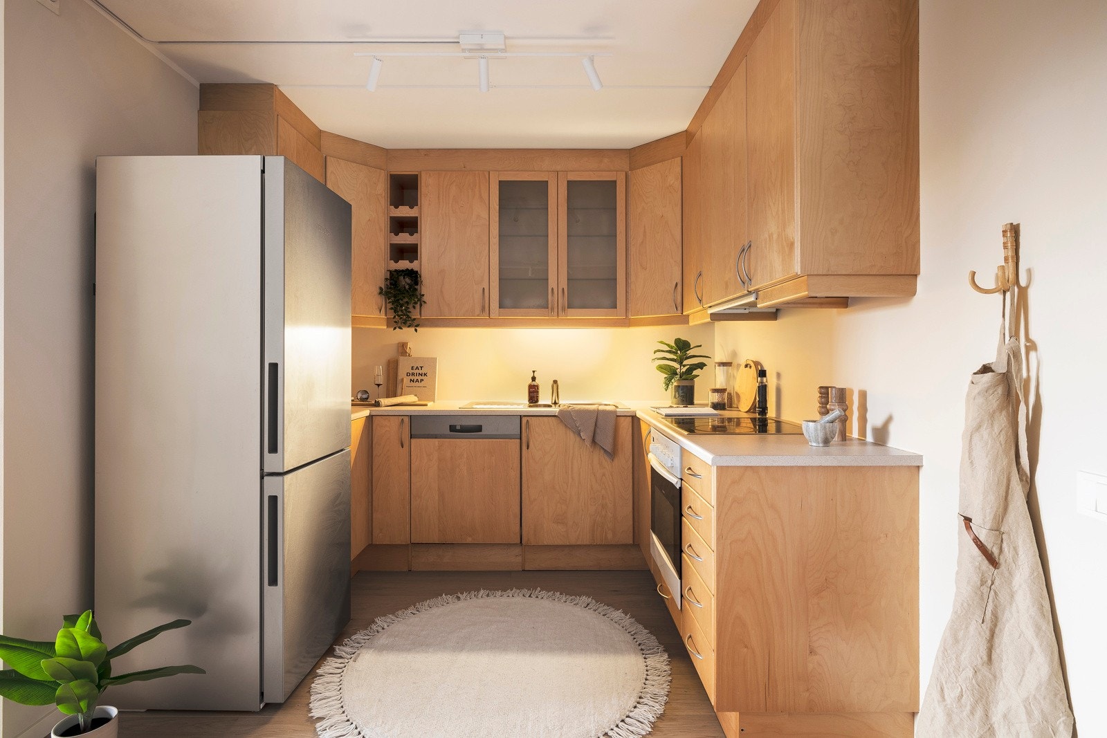 - Alle hvitevarer på kjøkkenet medfølger - Galleribilde