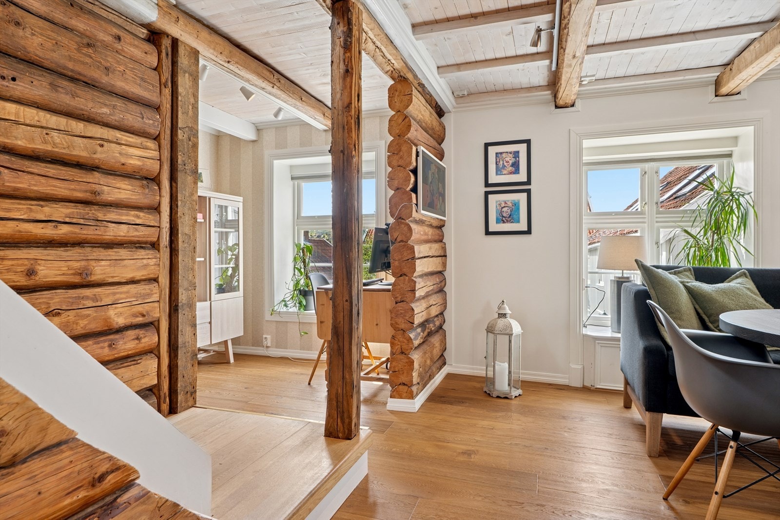 Trapp opp til loftstuen Galleribilde