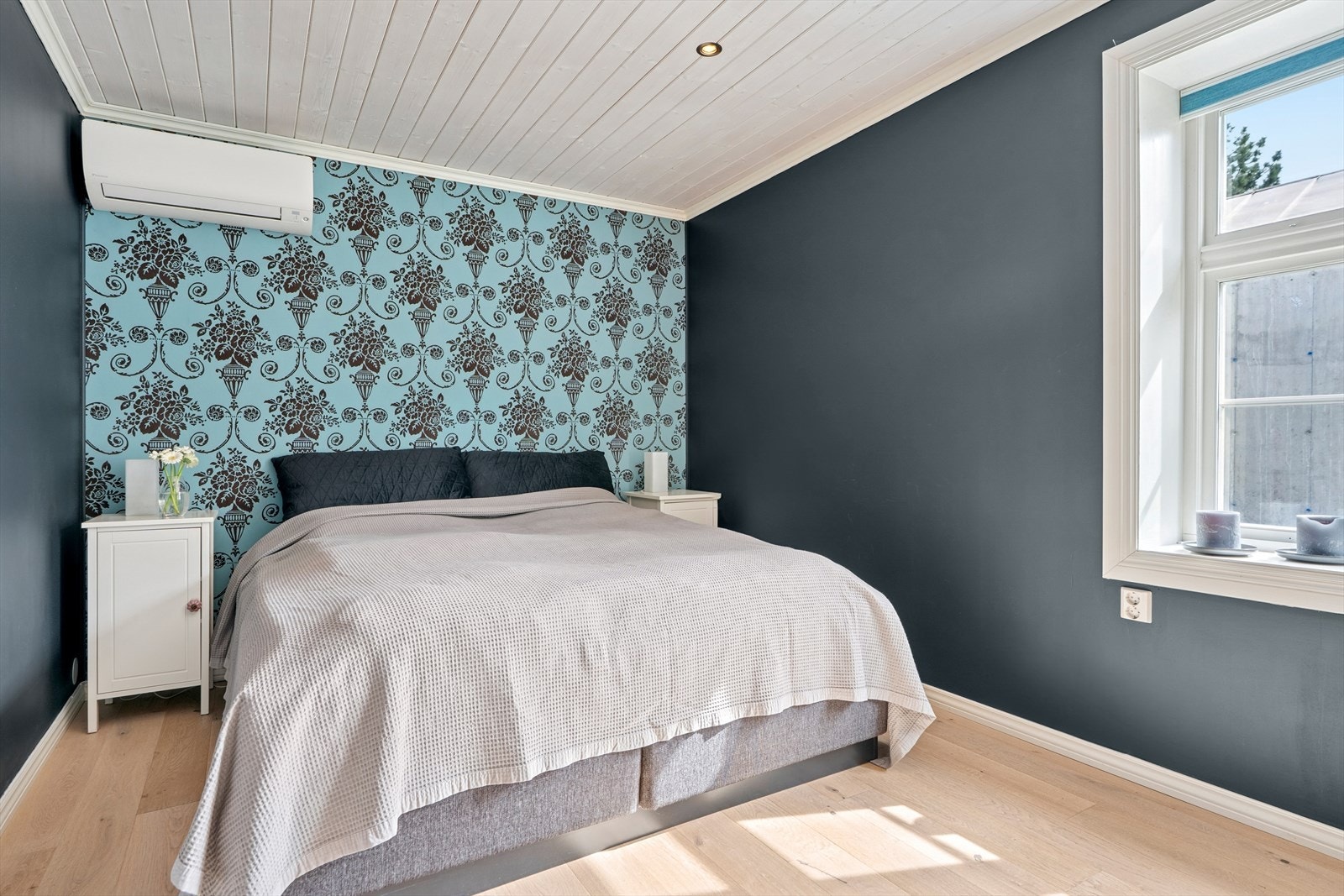 I soveromsfløyen er tre soverom av god størrelse Galleribilde