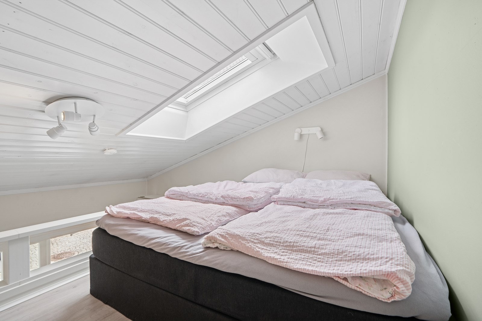 Anneks - innredet sovehems Galleribilde