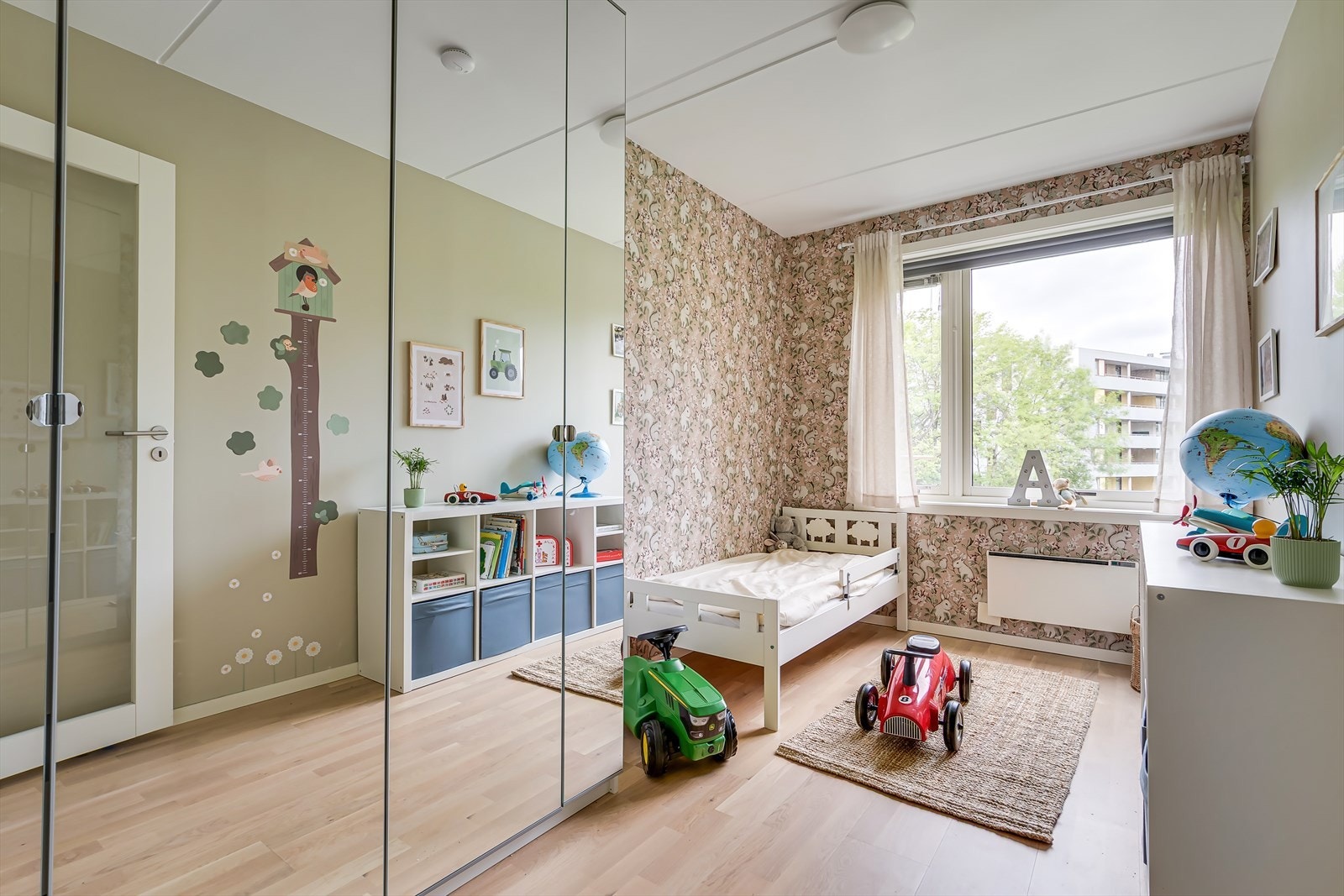 Det er videre to lyse og fleksible soverom med flere innredningsmuligheter Galleribilde