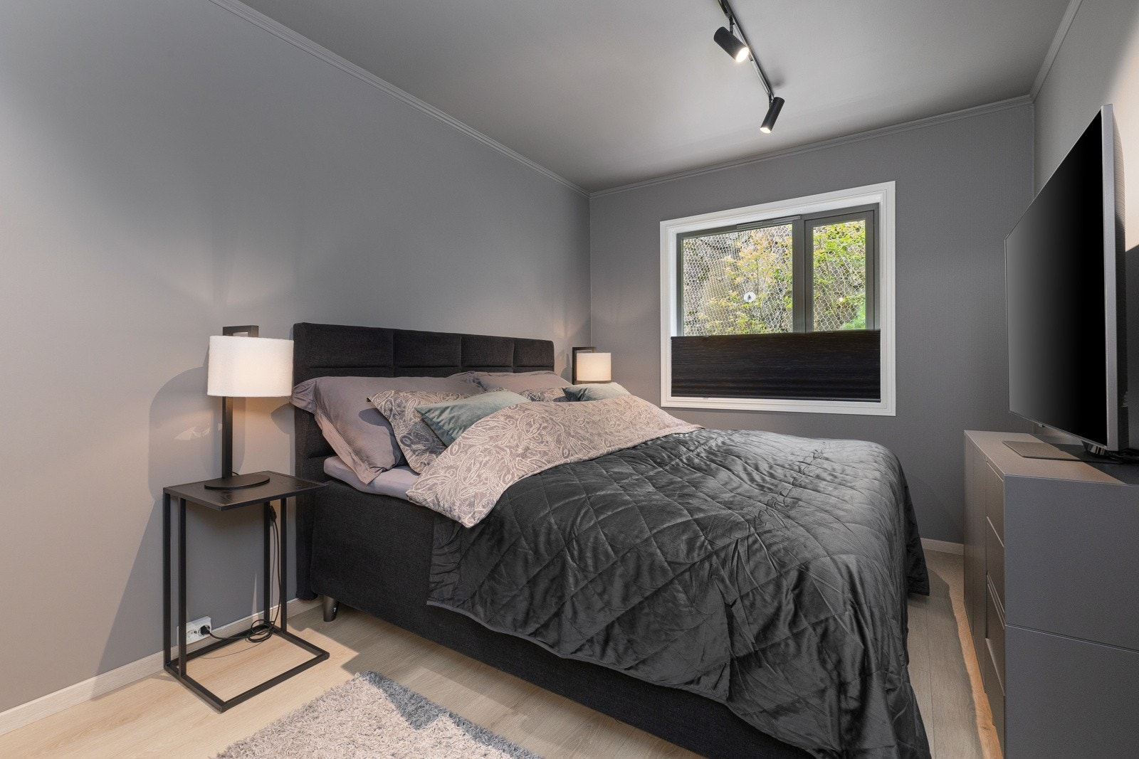 Hovesoverom med plass til dobbelseng Galleribilde