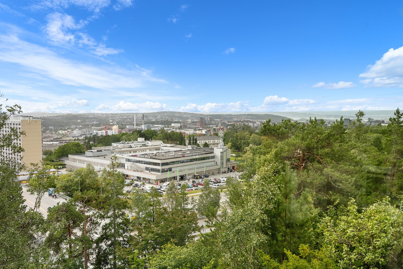 Fin utsikt fra terrassen. Galleribilde