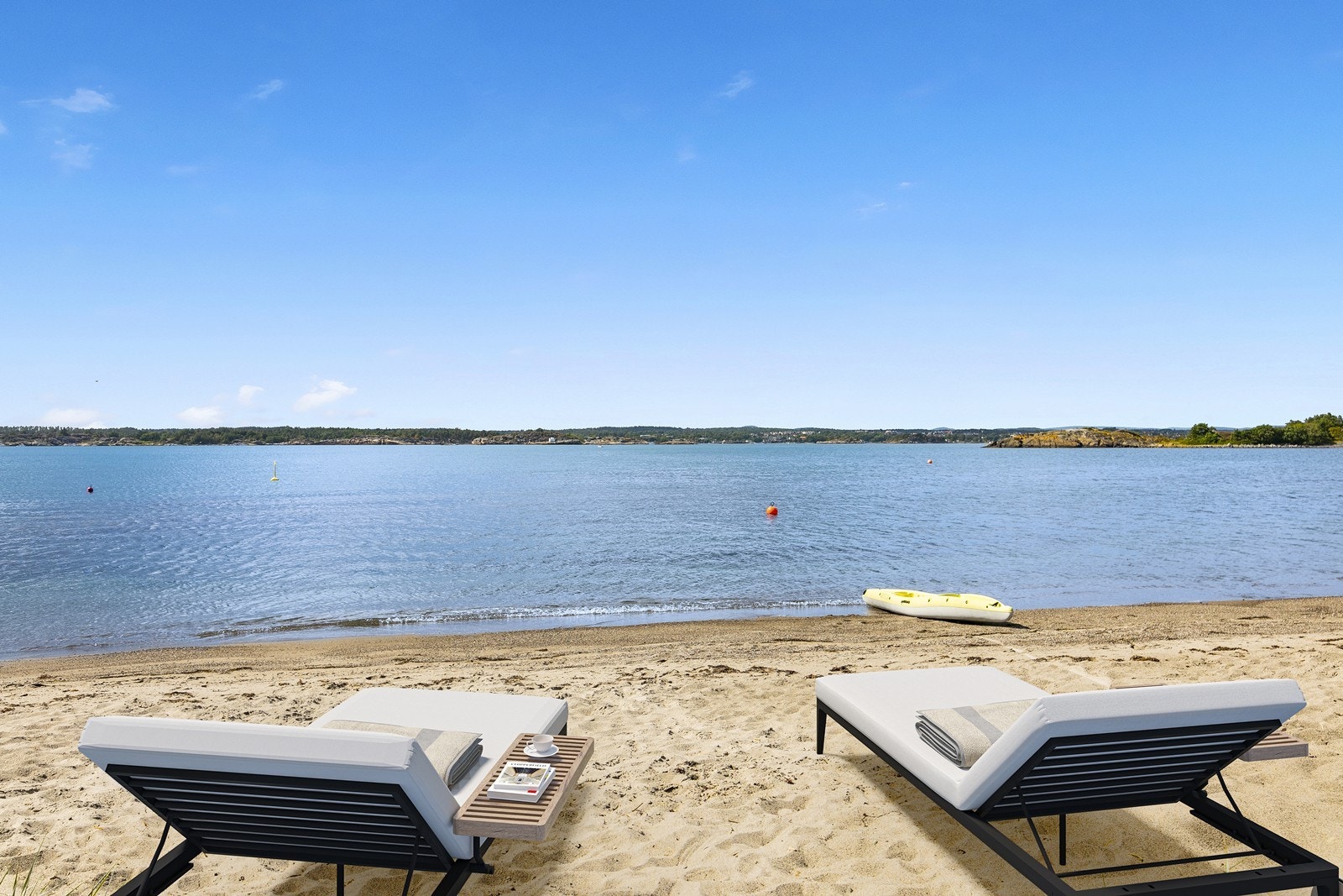 Stranda er en vestvendt sandstrand. Galleribilde