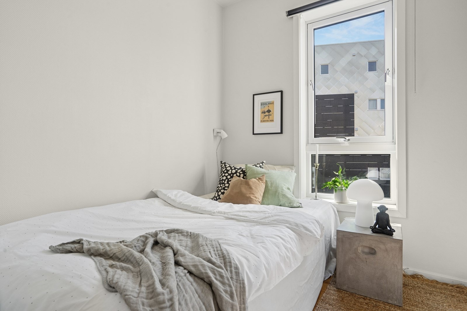 Soverom nr. 2. litt mindre, men like trivelig og rolig. Galleribilde