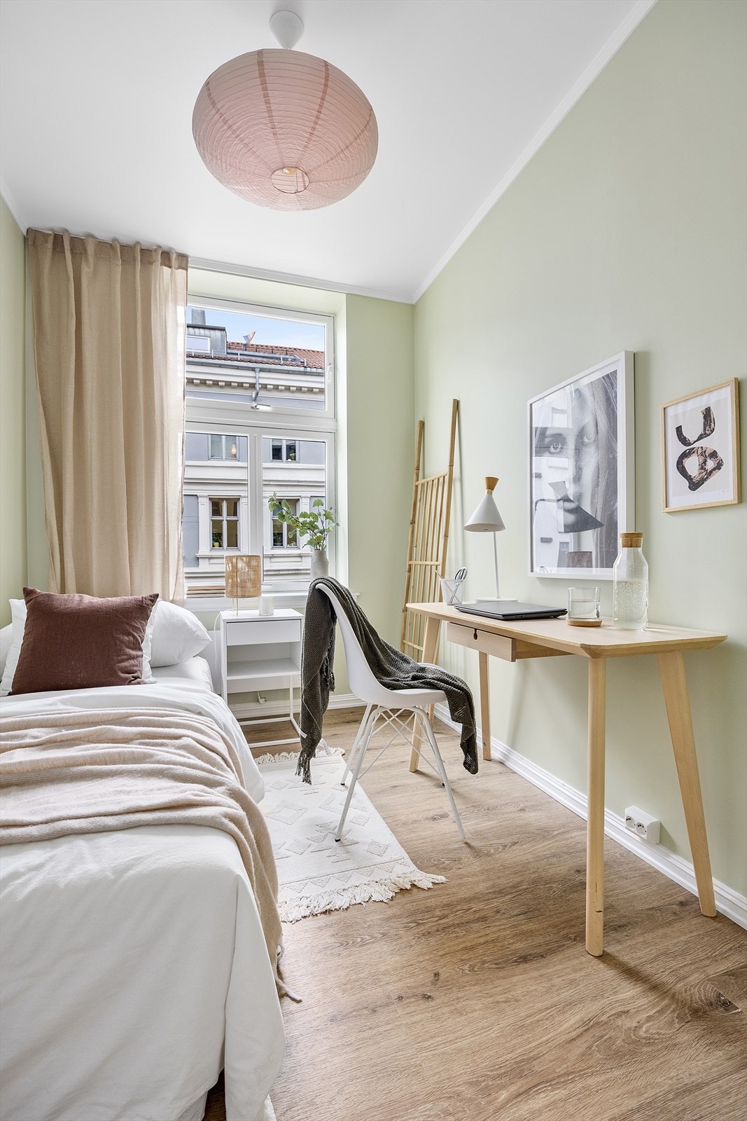 Gode lysforhold og praktisk størrelse. Galleribilde