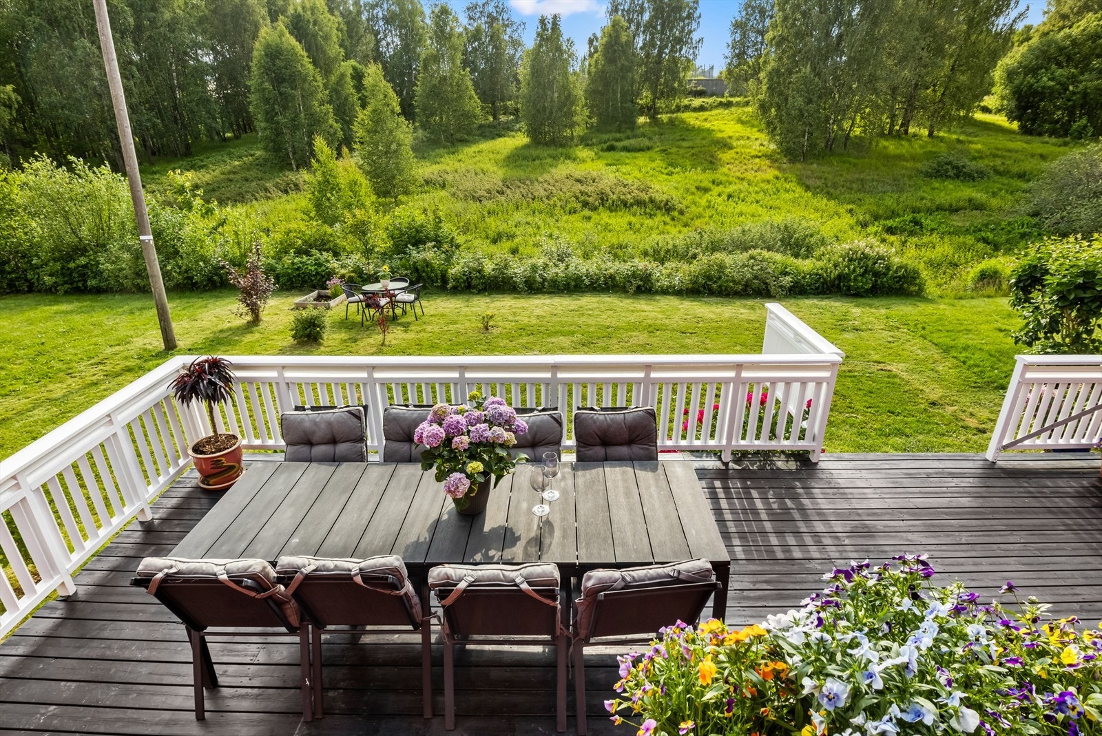 Utsikten fra verandaen i 1. etasje Galleribilde