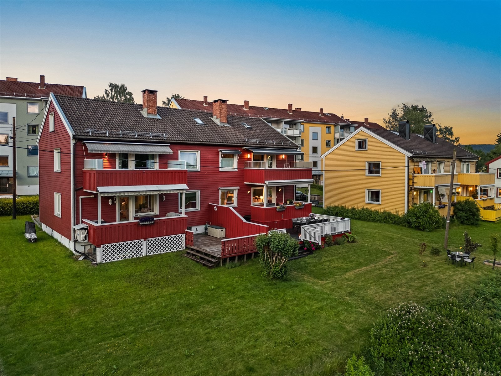 Leiligheten ligger sentralt og barnevennlig til i et veletablert og rolig område på Kalbakken Galleribilde
