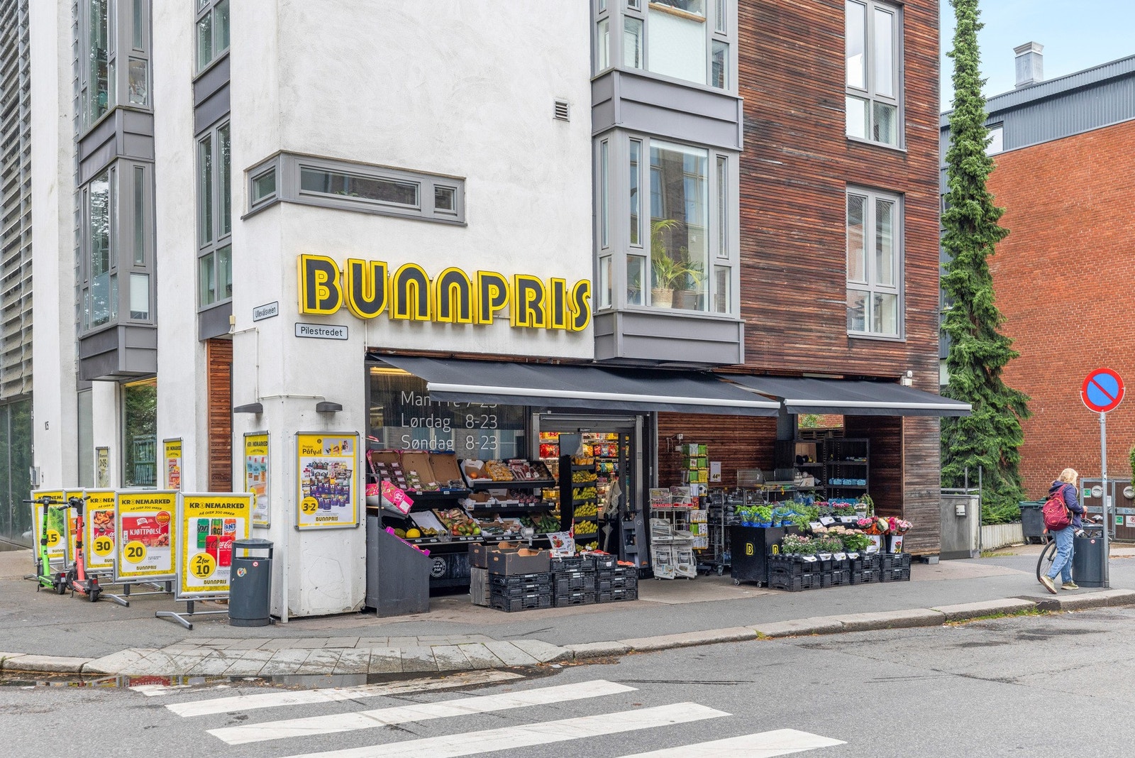 Nærområdet med med et rikt utvalg av kaféer, restauranter og butikker like i nærheten. Galleribilde