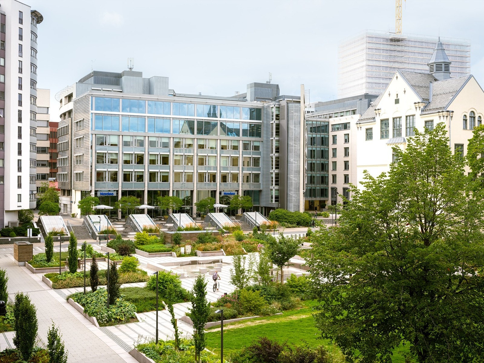 Leiligheten ligger i et rolig og hyggelig område med umiddelbar nærhet til alt sentrum har å by på. Galleribilde