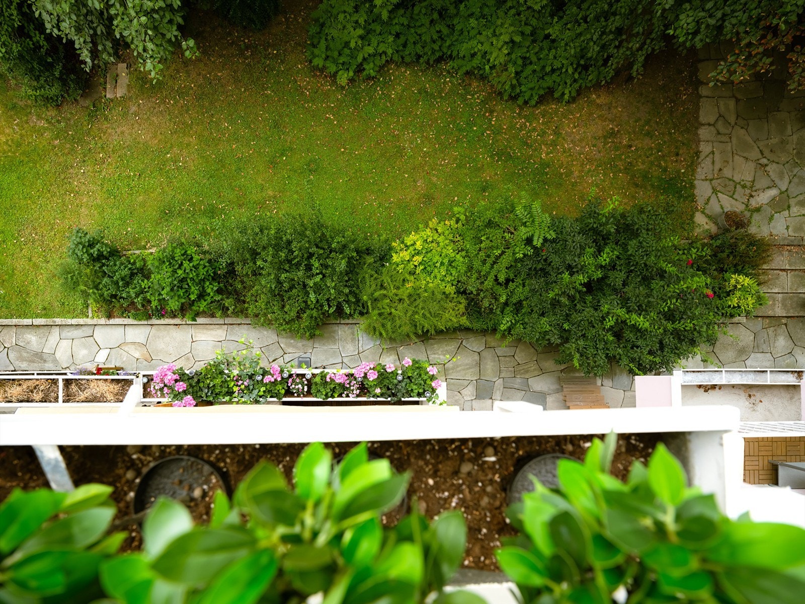 Leiligheten ligger høyt og fritt til i 4.etg med heisadkomst. Galleribilde