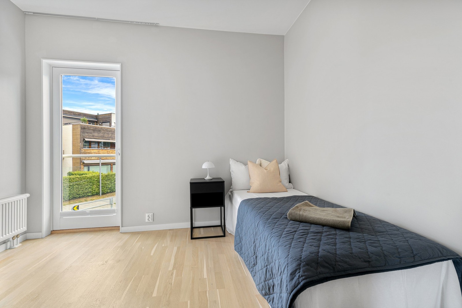 Soverom 2 med fransk balkong. Galleribilde