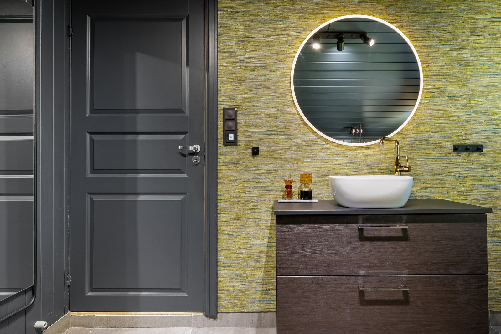 Et delikat, lunt og stort bad. Galleribilde