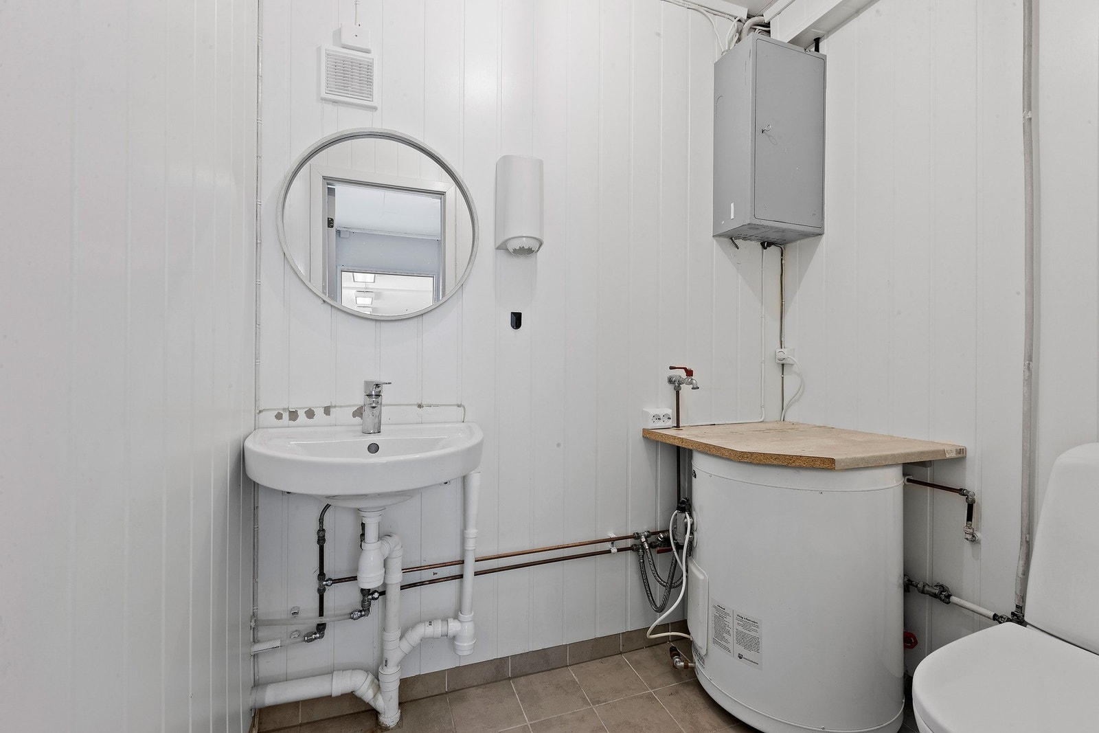 Toalettrom i næringsdel Galleribilde