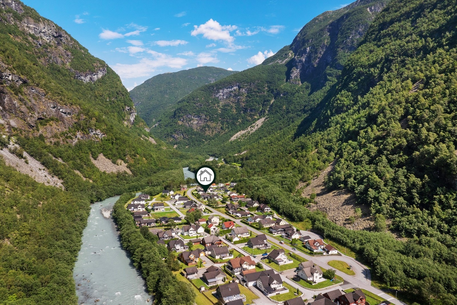 - Kort avstand til busshaldeplass - Galleribilde