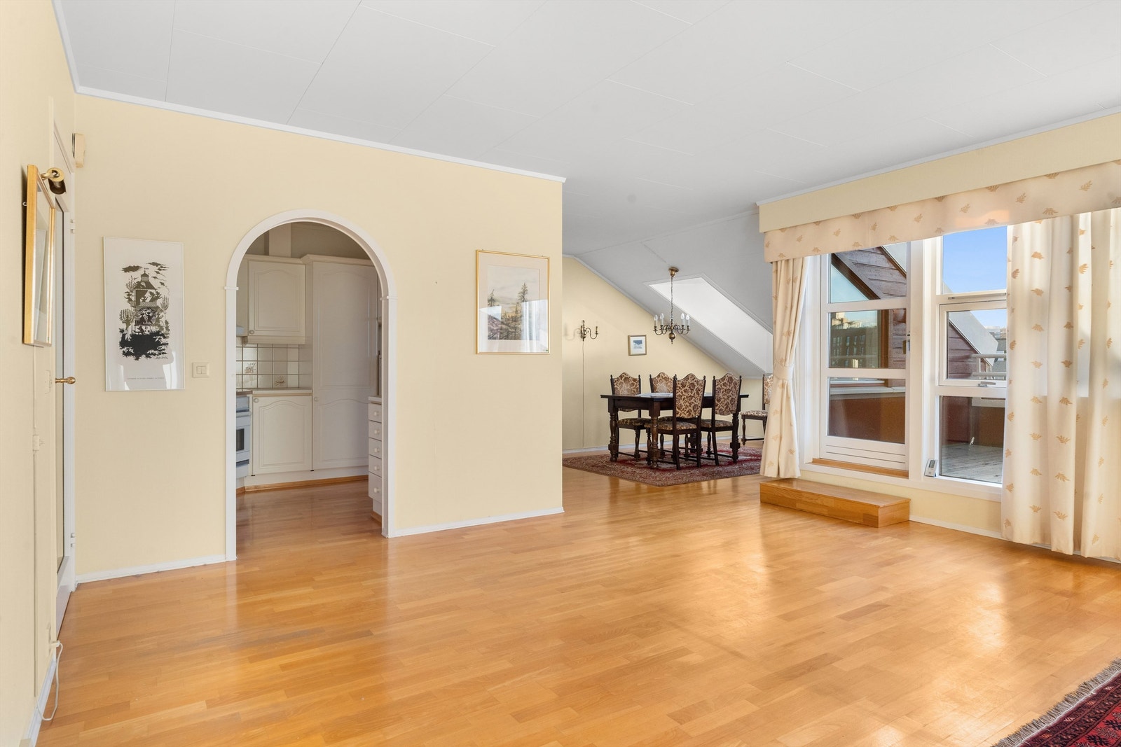 Alternative planløsninger er tilgjengelige for maksimal romløsning for ditt behov Galleribilde