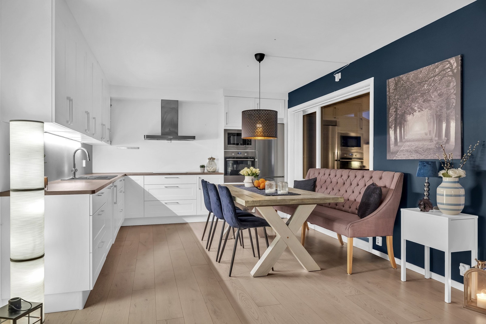 Eiendomsmegler Krogsveen v/Eskil R. Tyskeberget ønsker velkommen til Lundveien 57A Galleribilde