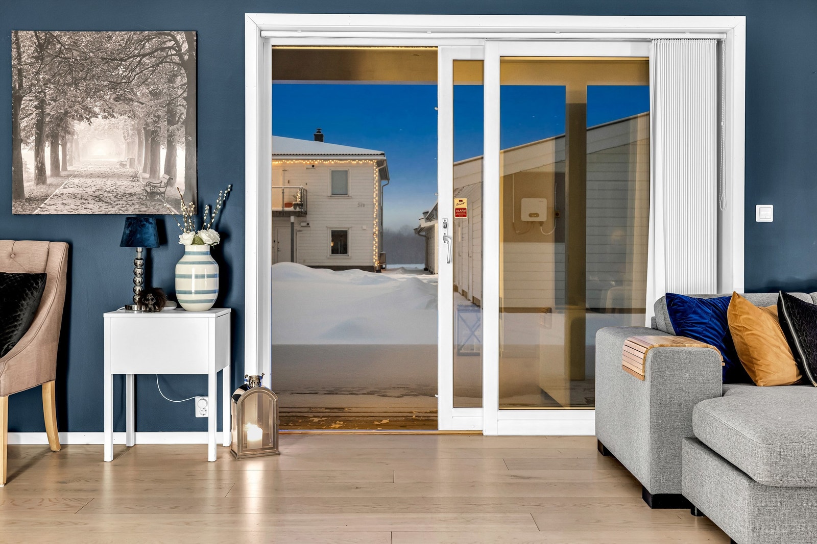 Utgang til terrassen på 30 kvm Galleribilde