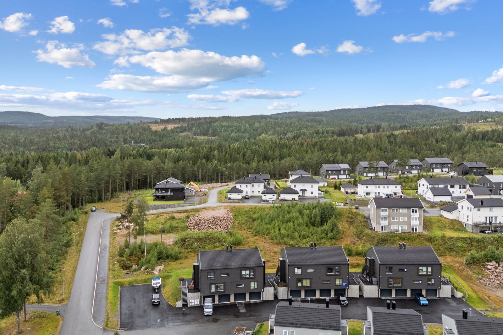 Området rundt eiendommen byr på rikelige friluftsmuligheter. Galleribilde