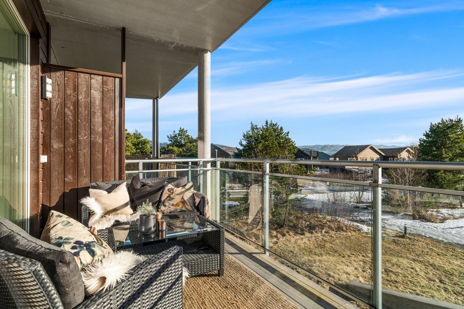 Her er man nest siste leilighet før hjørne og fantastisk naturskjønn utsikt Galleribilde