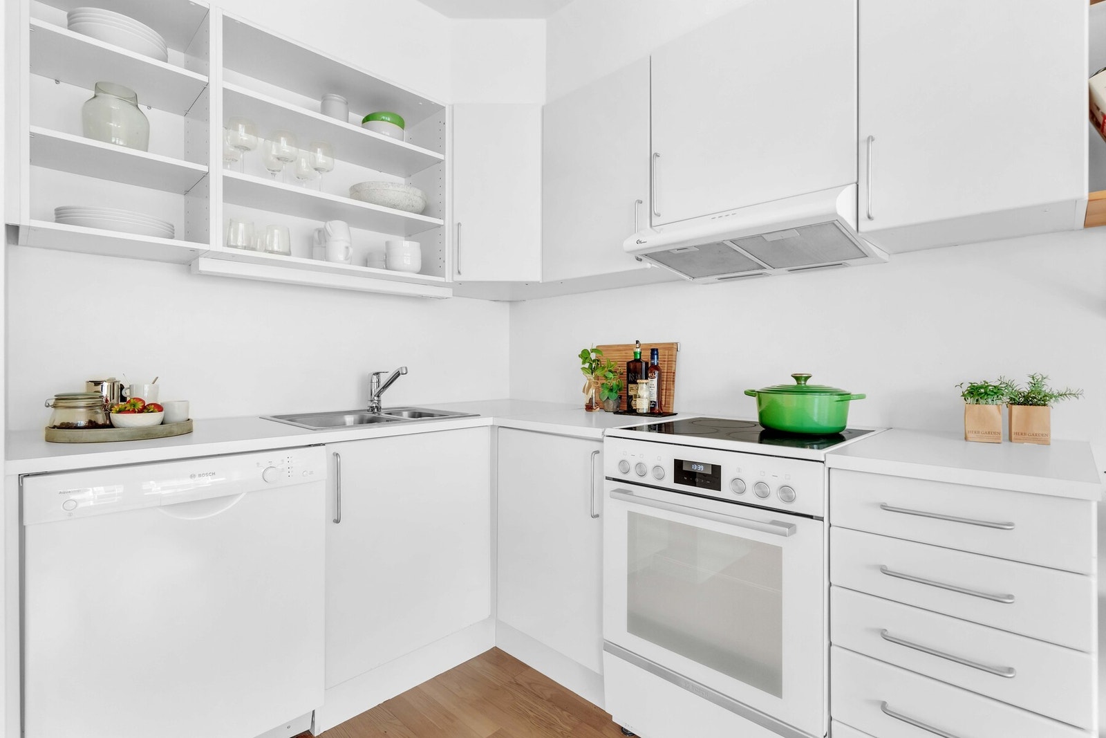 Nytt blandebatteri på kjøkkenet i 2025. Galleribilde