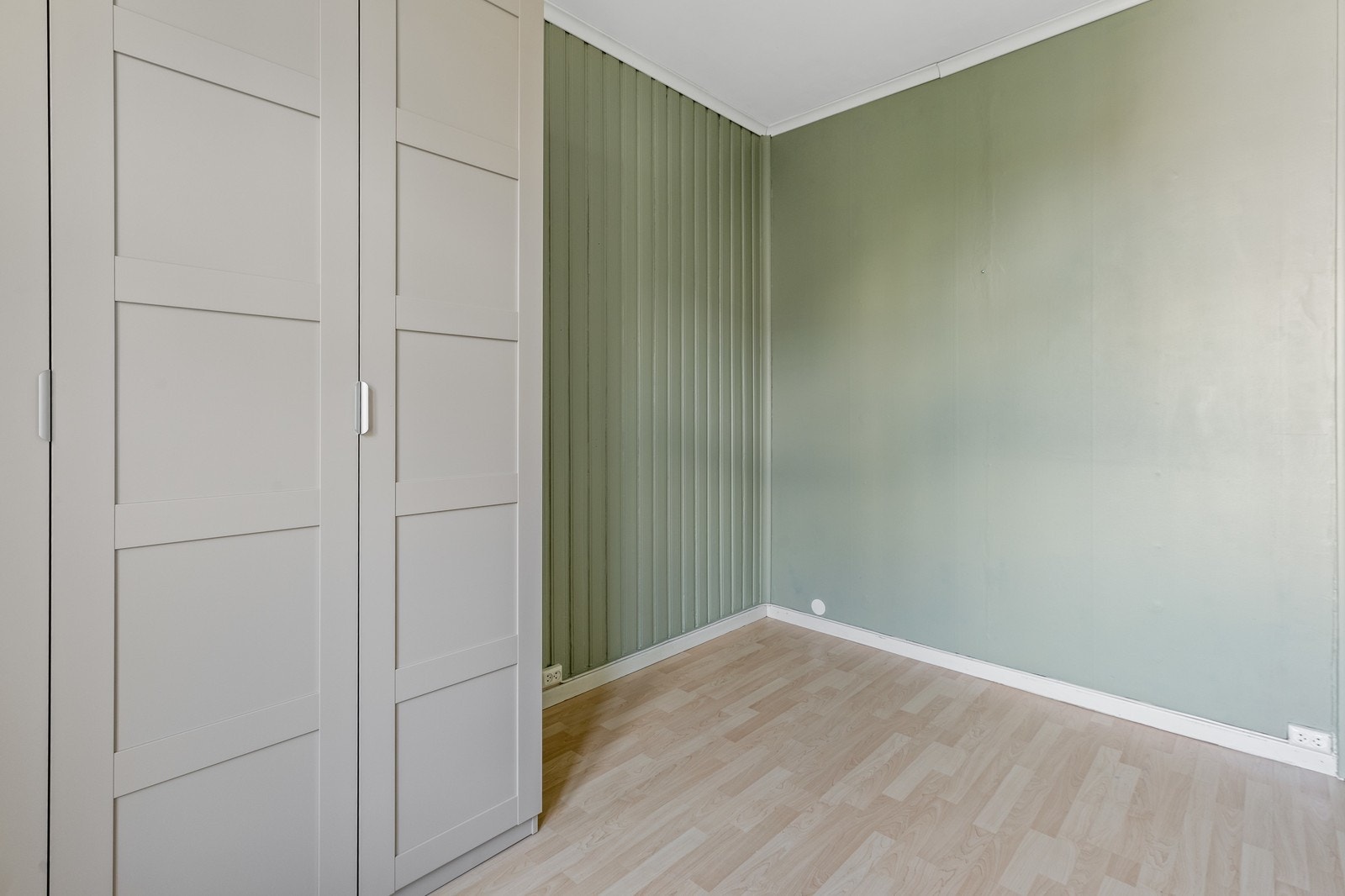 Plass til seng på 180cm Galleribilde