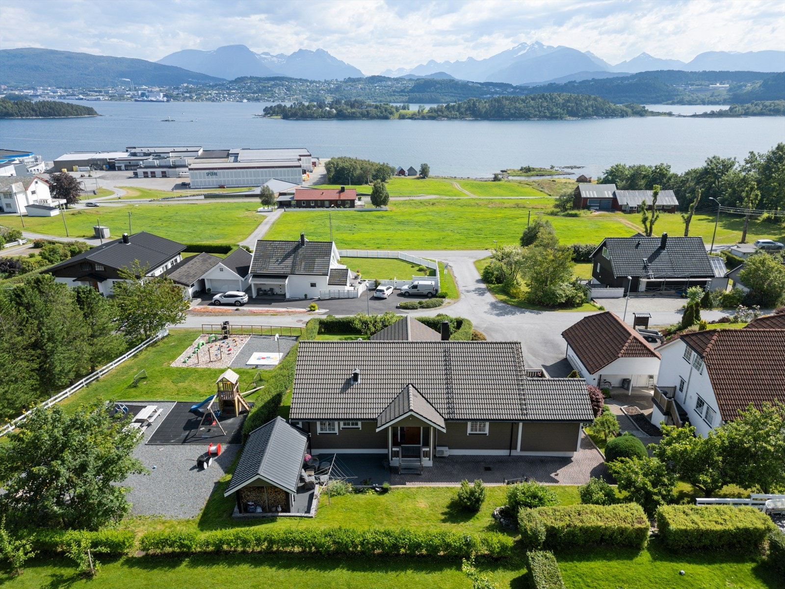 Kontakt eiendomsmegler for å avtale visning! Galleribilde